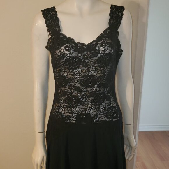 Delicates Black Lace Top Vintage Nightgown Sheer || GUC || Small - Picture 7 of 15